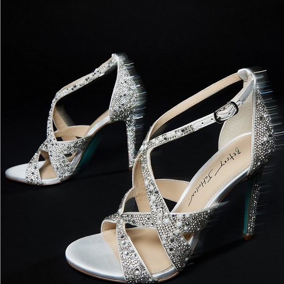 LAST PAIR! New BETSEY JOHNSON  stilettos  392tn - Picture 4 of 8